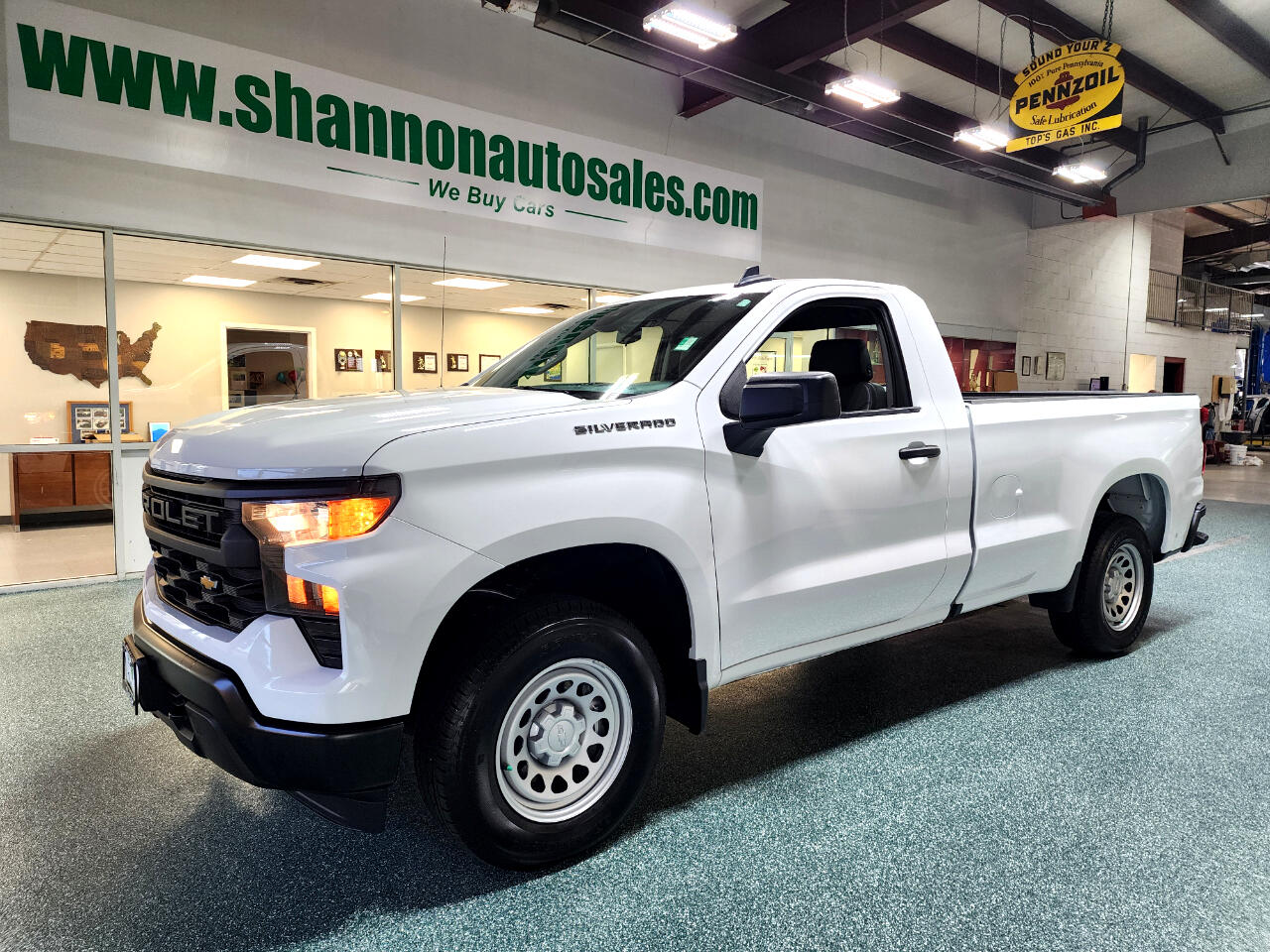2024 Chevrolet Silverado 1500 Work Truck photo 2