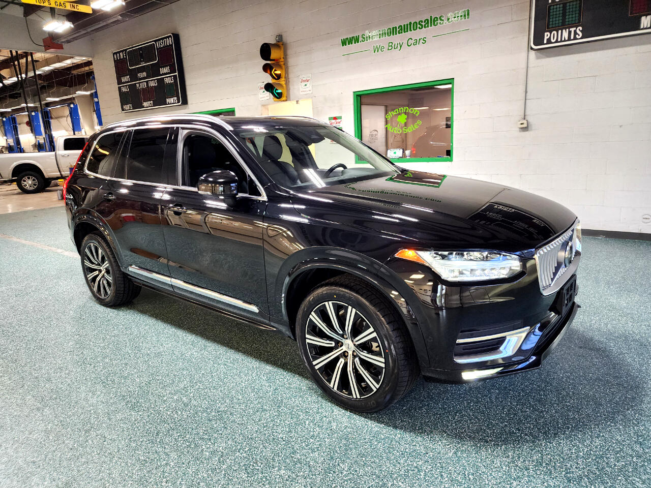 2023 Volvo XC90 AWD Plus photo 4