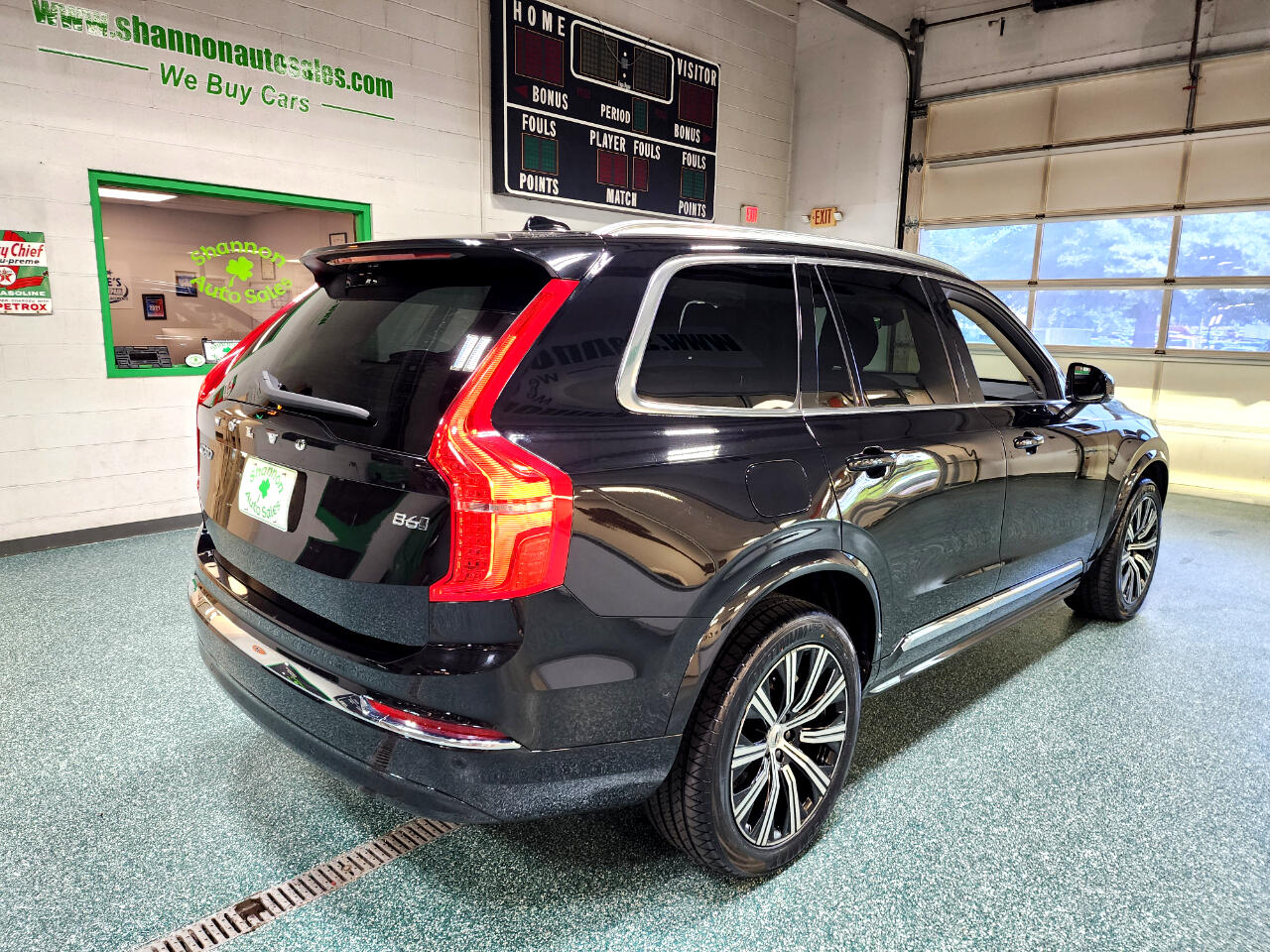 2023 Volvo XC90 AWD Plus photo 6