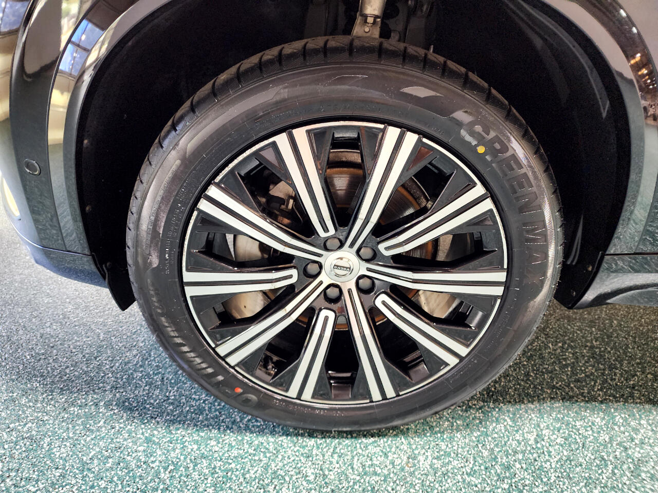 2023 Volvo XC90 AWD Plus photo 11