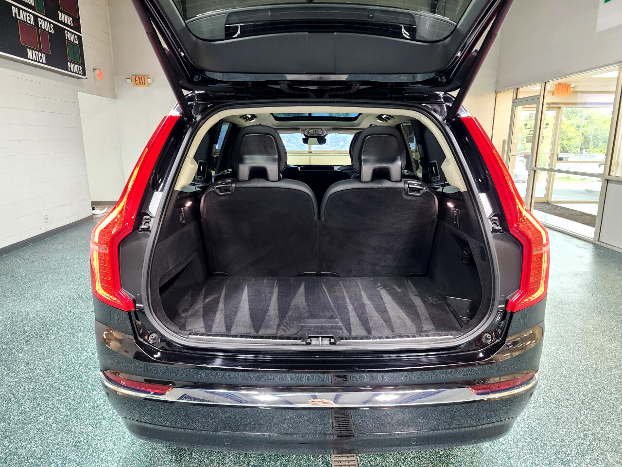 2023 Volvo XC90 AWD Plus photo 18