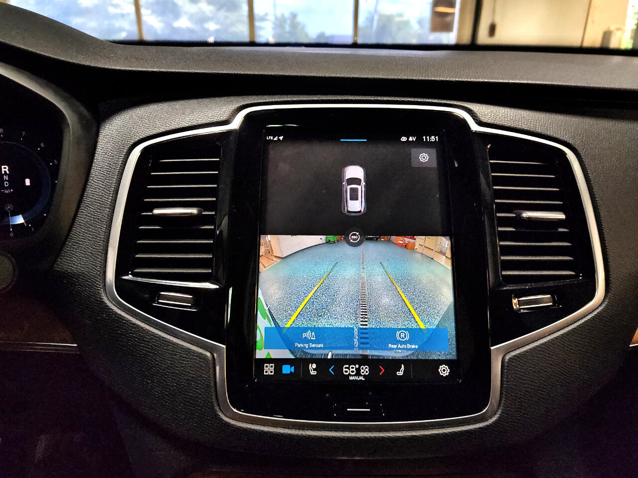 2023 Volvo XC90 AWD Plus photo 29