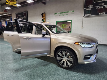 2023 Volvo XC90 B6 AWD Ultimate 7P