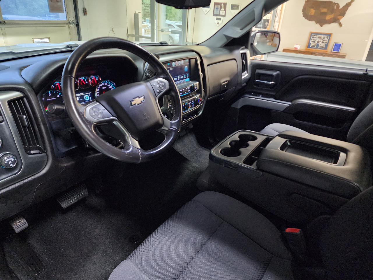 Chevrolet Silverado 1500 4WD Double Cab 143.5" LT w/2LT 2018 Chevrolet Silverado 1500 4WD Double Cab 143.5" LT w/2LT 2018