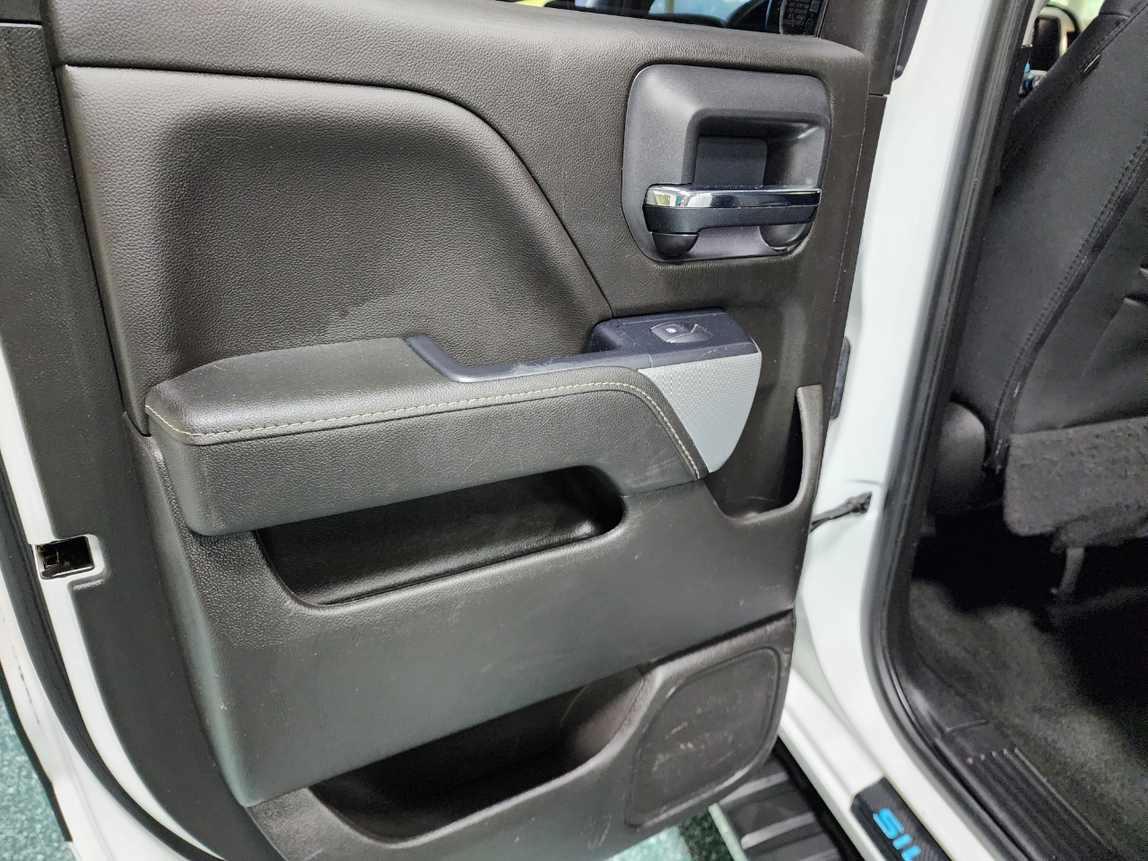 Chevrolet Silverado 1500 4WD Double Cab 143.5" LT w/2LT 2018 Chevrolet Silverado 1500 4WD Double Cab 143.5" LT w/2LT 2018