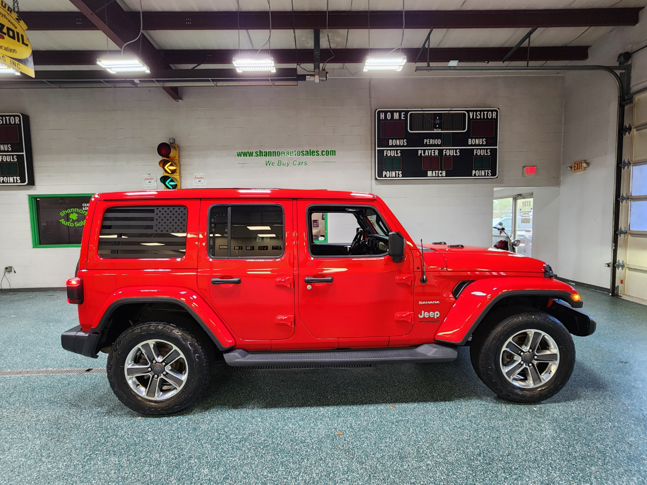 2020 Jeep Wrangler Unlimited Sahara photo 4