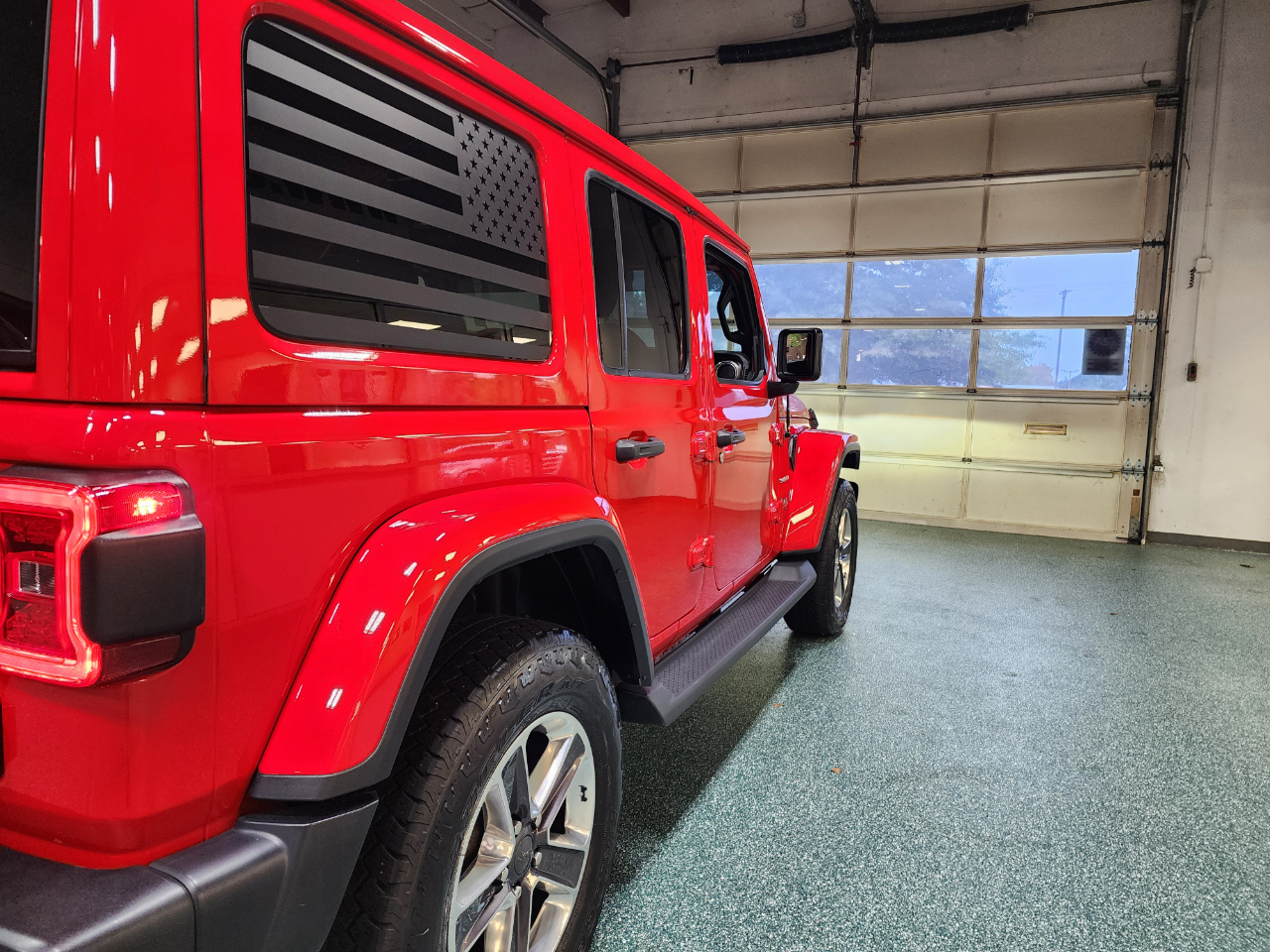 2020 Jeep Wrangler Unlimited Sahara photo 6