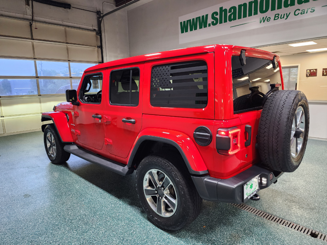 2020 Jeep Wrangler Unlimited Sahara photo 8