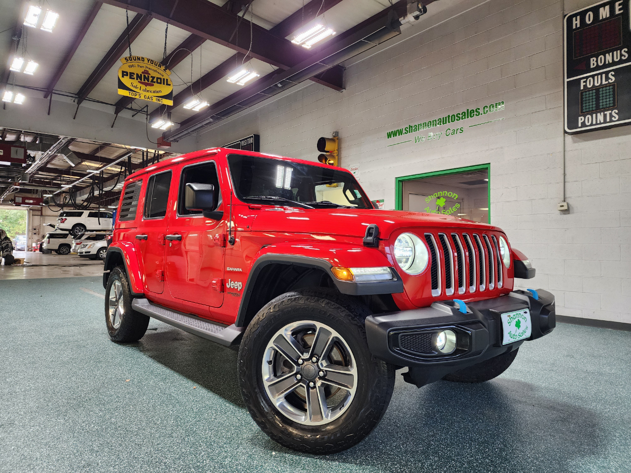 2020 Jeep Wrangler Unlimited Sahara photo 12