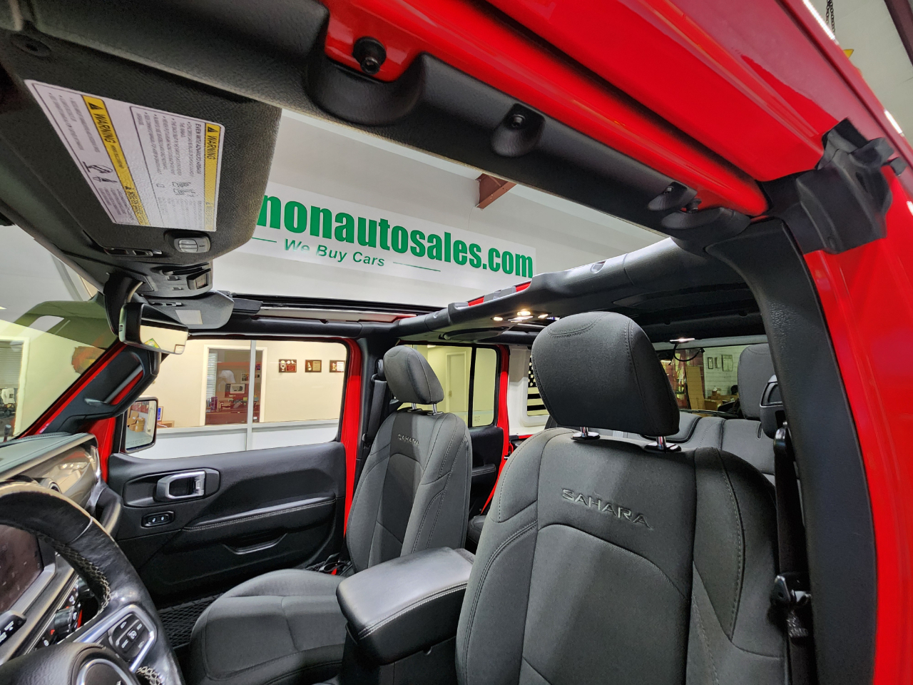2020 Jeep Wrangler Unlimited Sahara photo 30