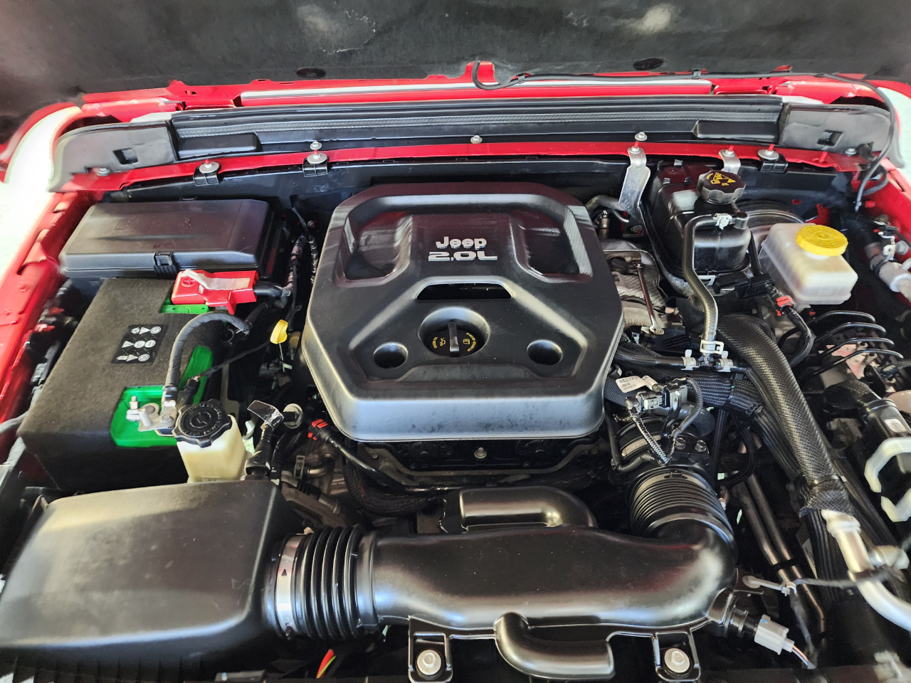 2020 Jeep Wrangler Unlimited Sahara photo 32