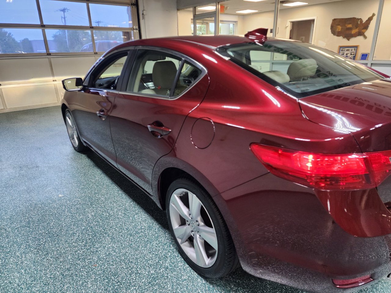 2015 Acura ILX 2.0L Premium photo 7