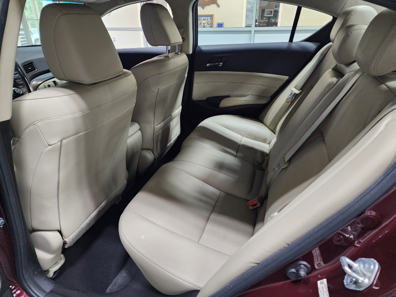 2015 Acura ILX 2.0L Premium photo 15