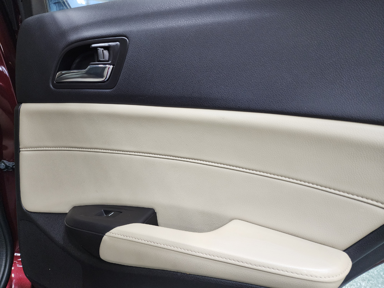 2015 Acura ILX 2.0L Premium photo 18