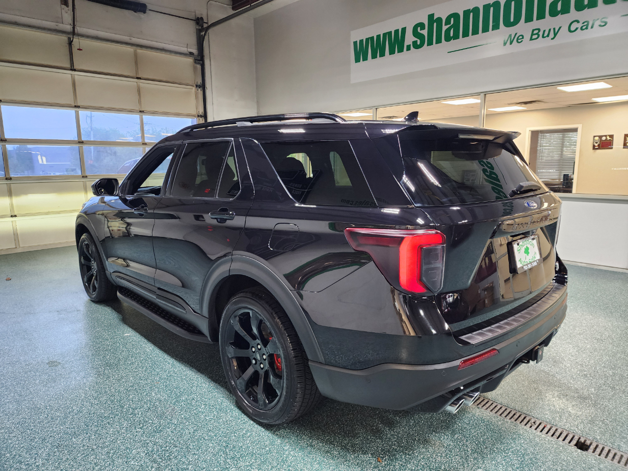 2020 Ford Explorer ST photo 9