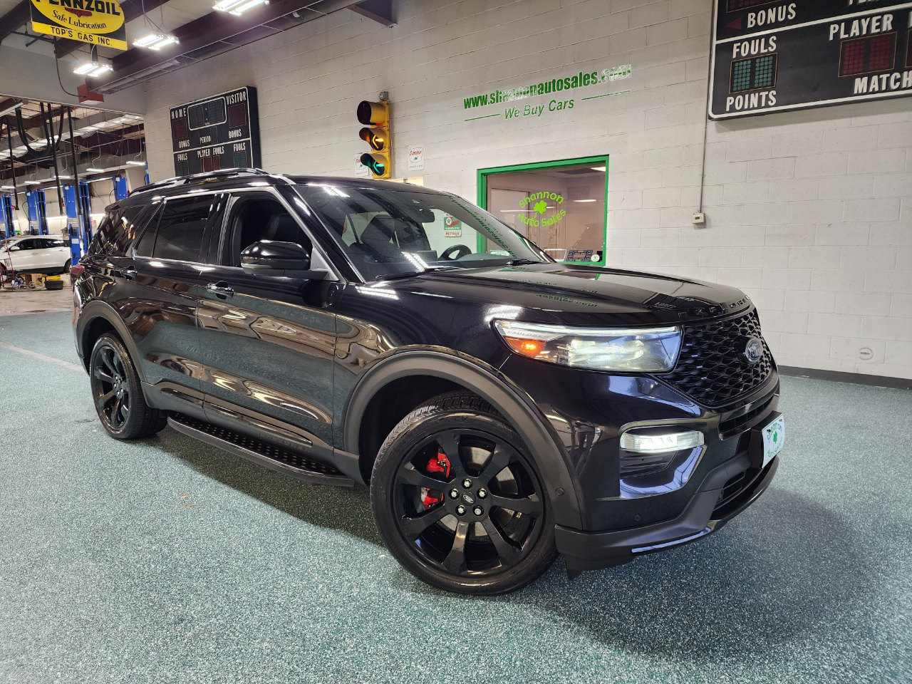2020 Ford Explorer ST photo 14