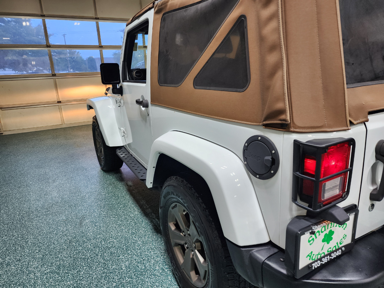 2018 Jeep Wrangler Golden Eagle photo 10
