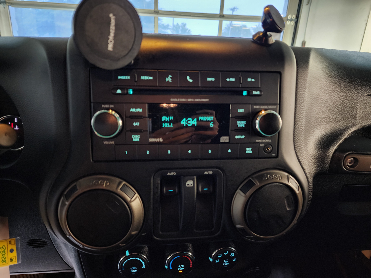 2018 Jeep Wrangler Golden Eagle photo 25