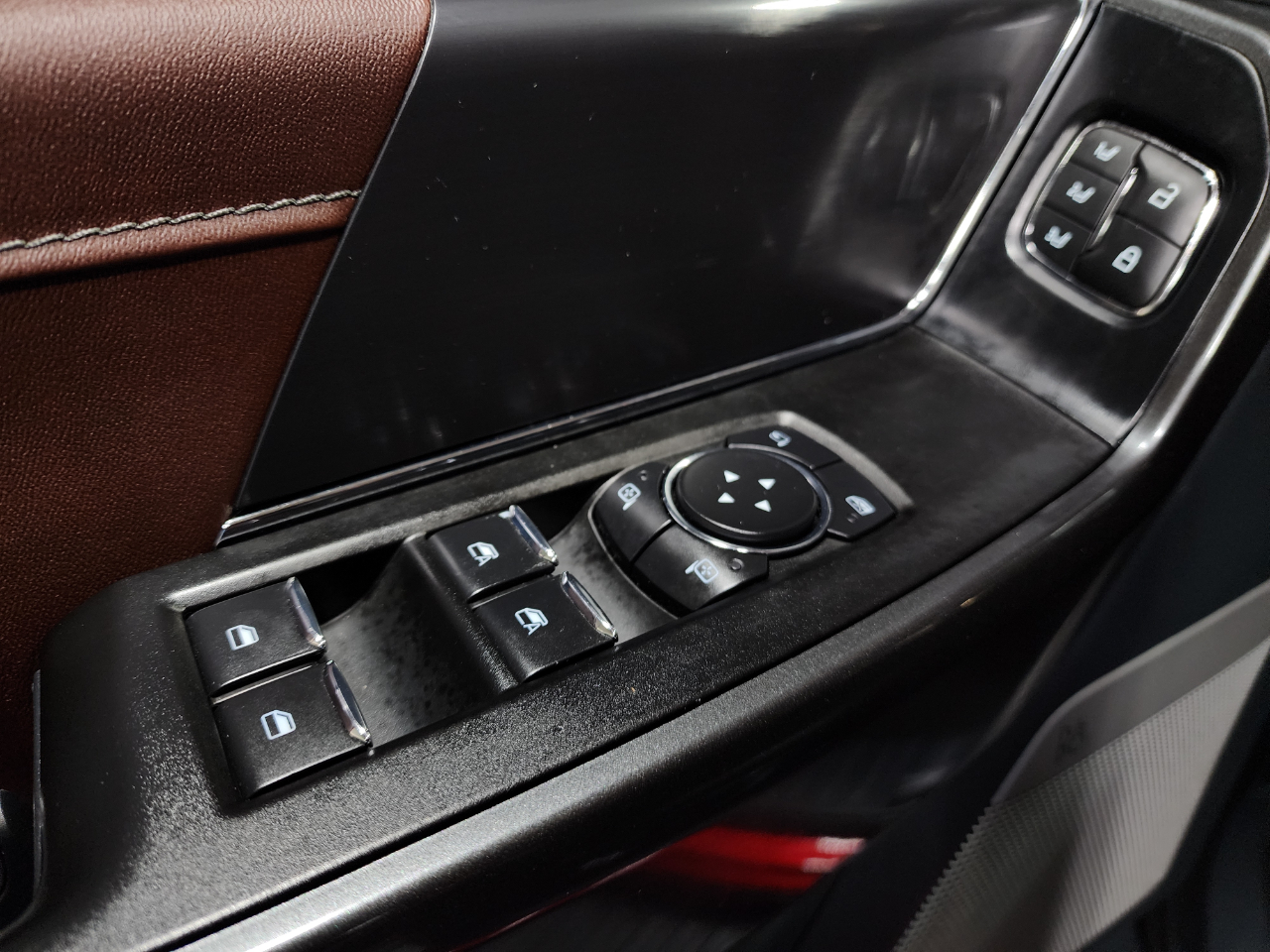 2021 Ford F-150 Lariat photo 17
