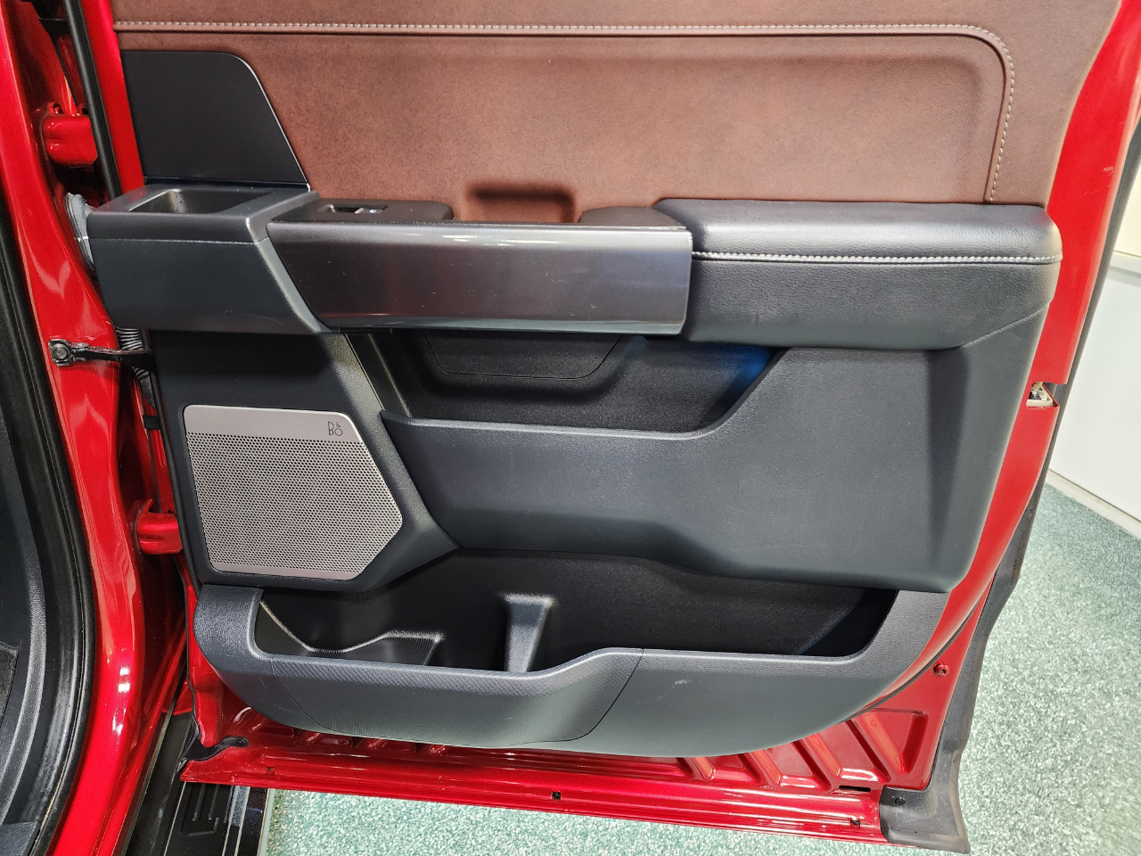 2021 Ford F-150 Lariat photo 24