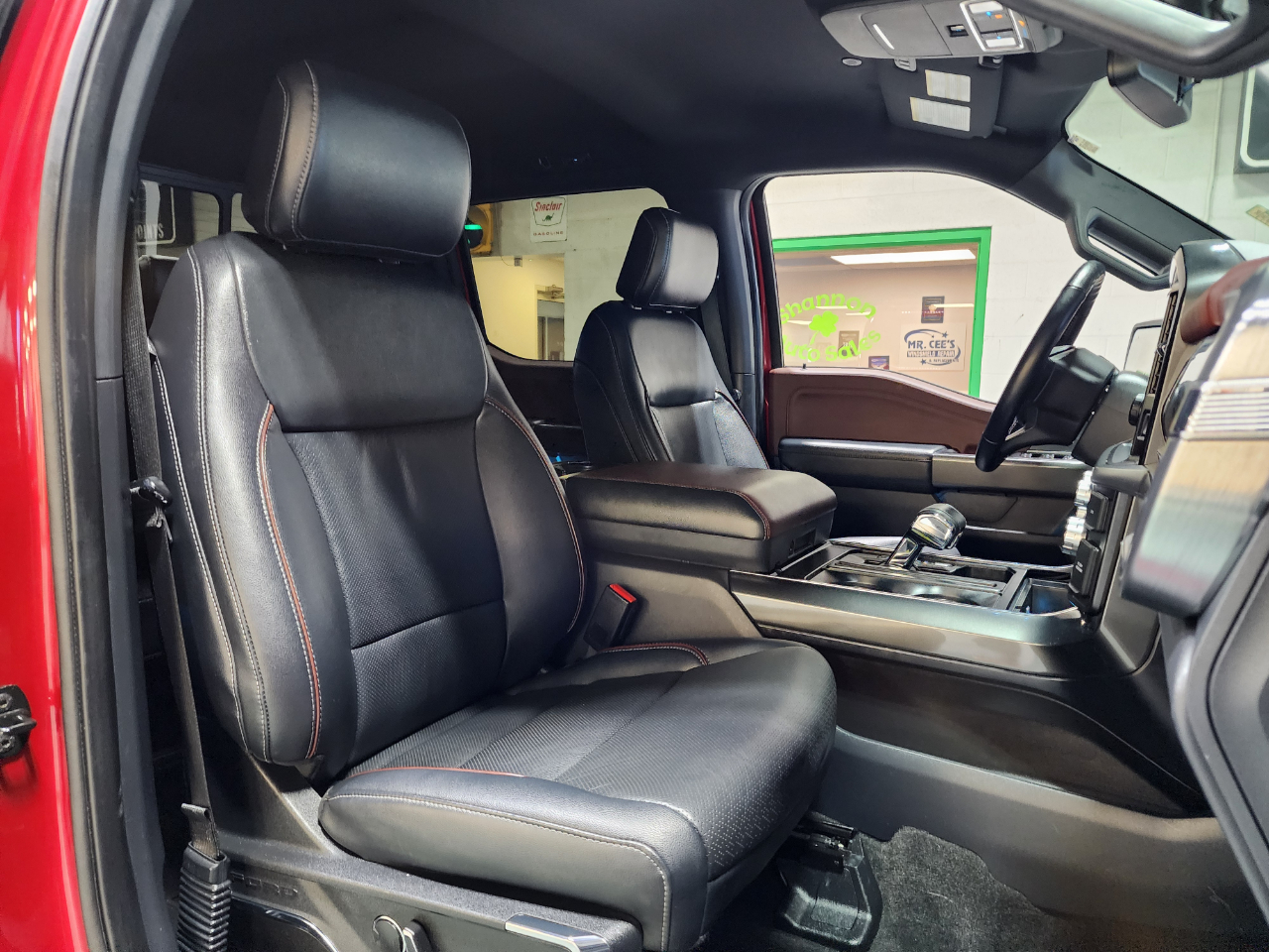 2021 Ford F-150 Lariat photo 27