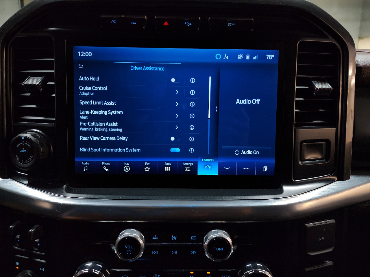 2021 Ford F-150 Lariat photo 39