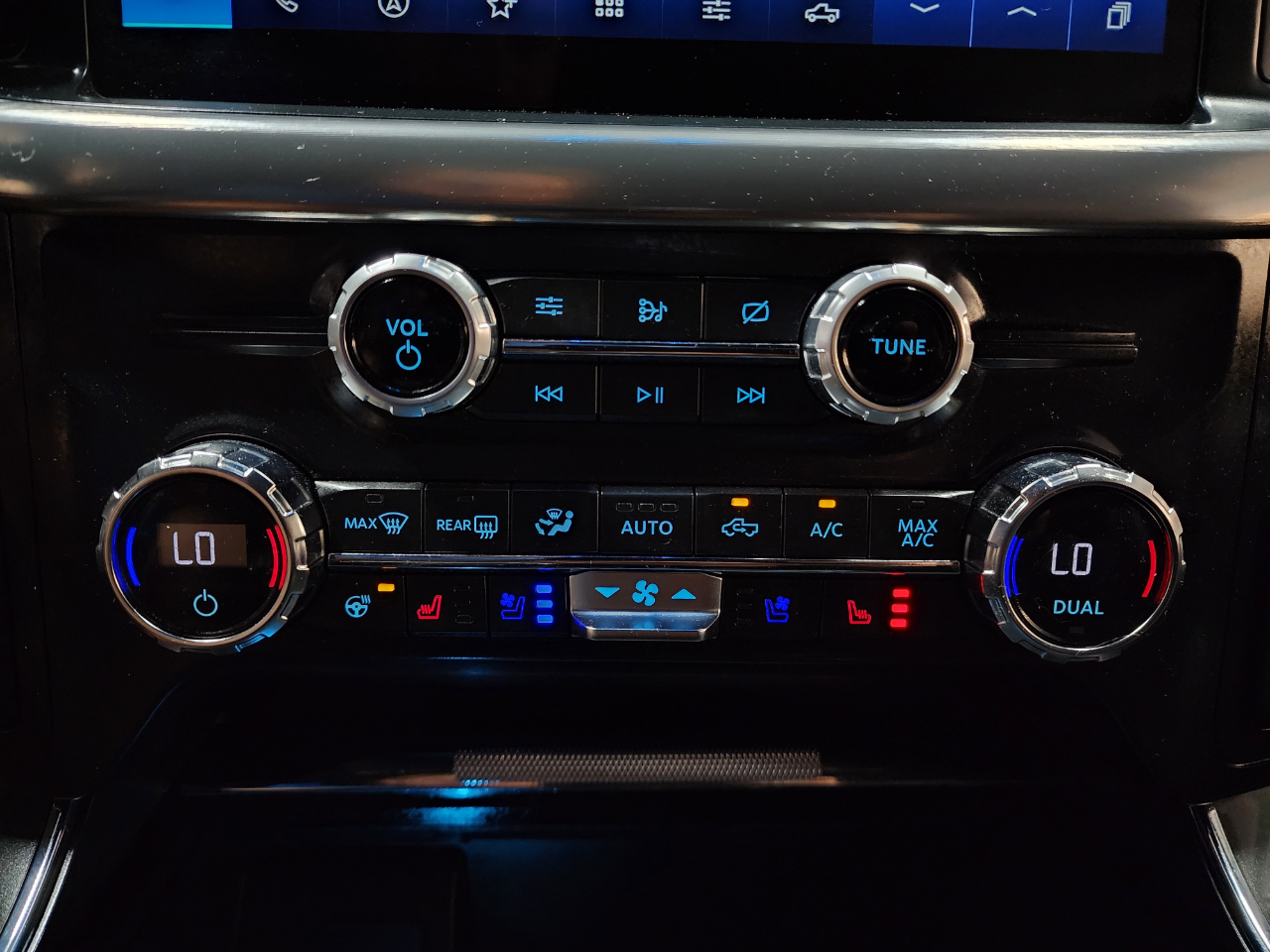 2021 Ford F-150 Lariat photo 41