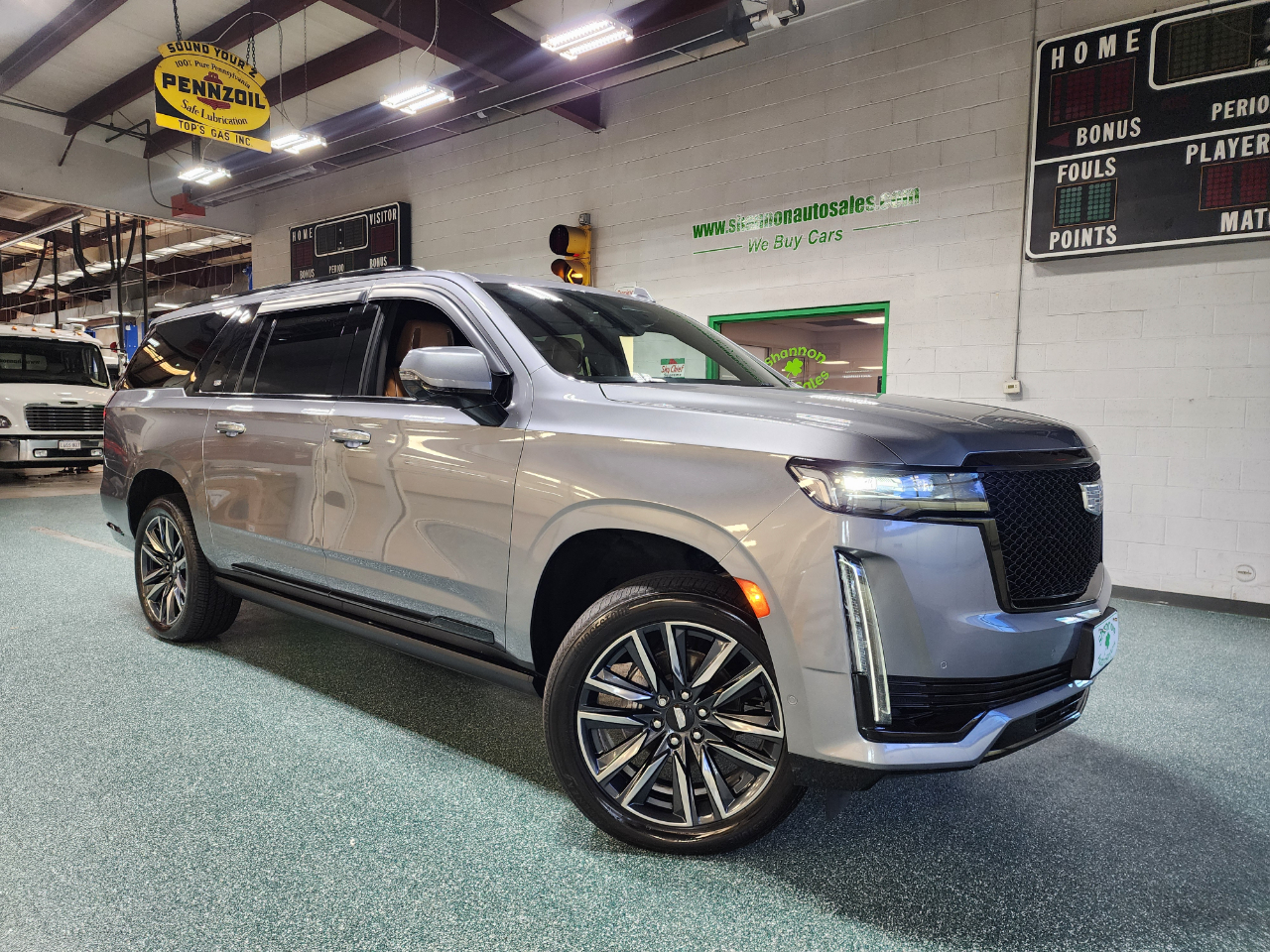2021 Cadillac Escalade ESV Sport photo 13
