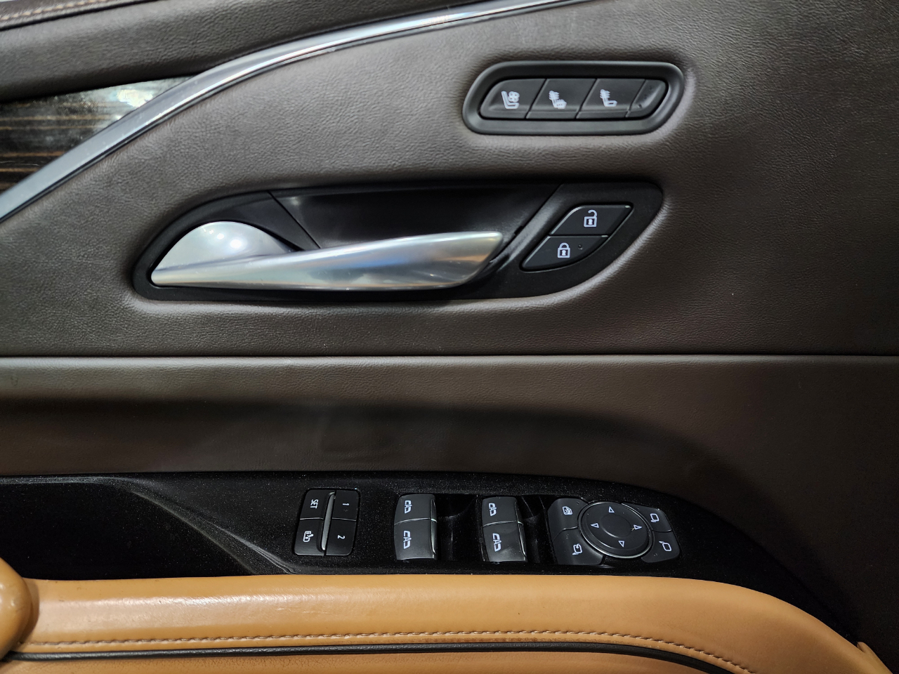 2021 Cadillac Escalade ESV Sport photo 17