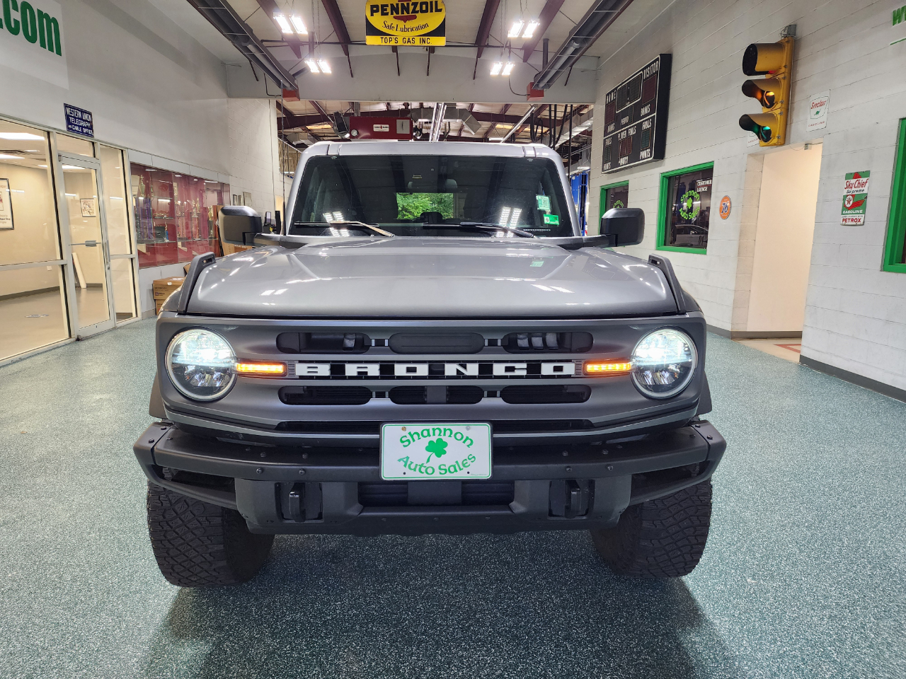 2022 Ford Bronco Big Bend photo 3