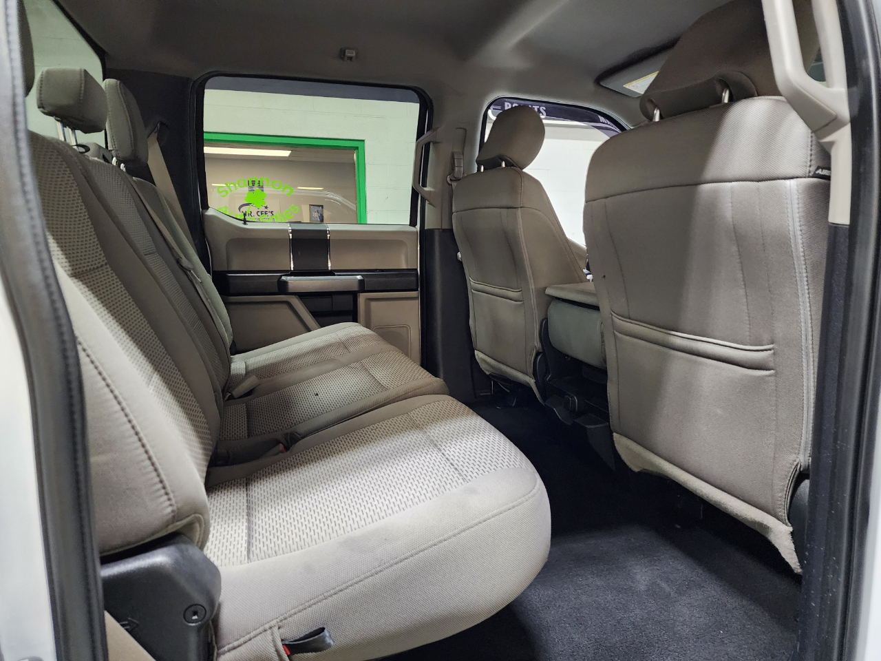 2019 Ford F-250 XLT photo 19