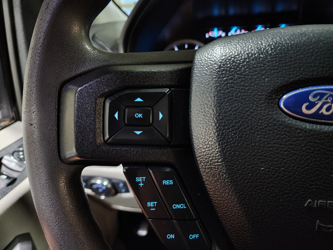 2019 Ford F-250 XLT photo 25