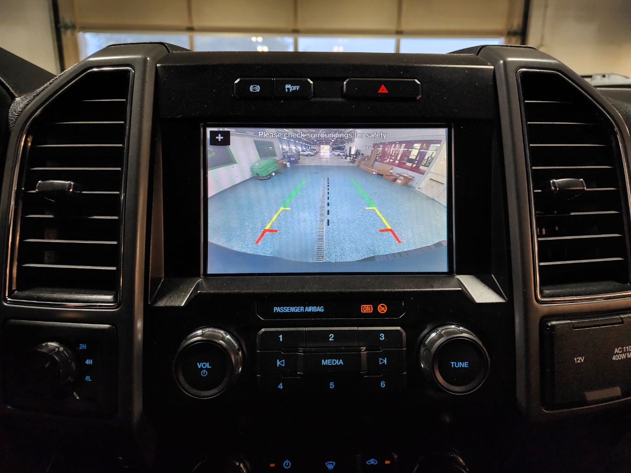 2019 Ford F-250 XLT photo 28