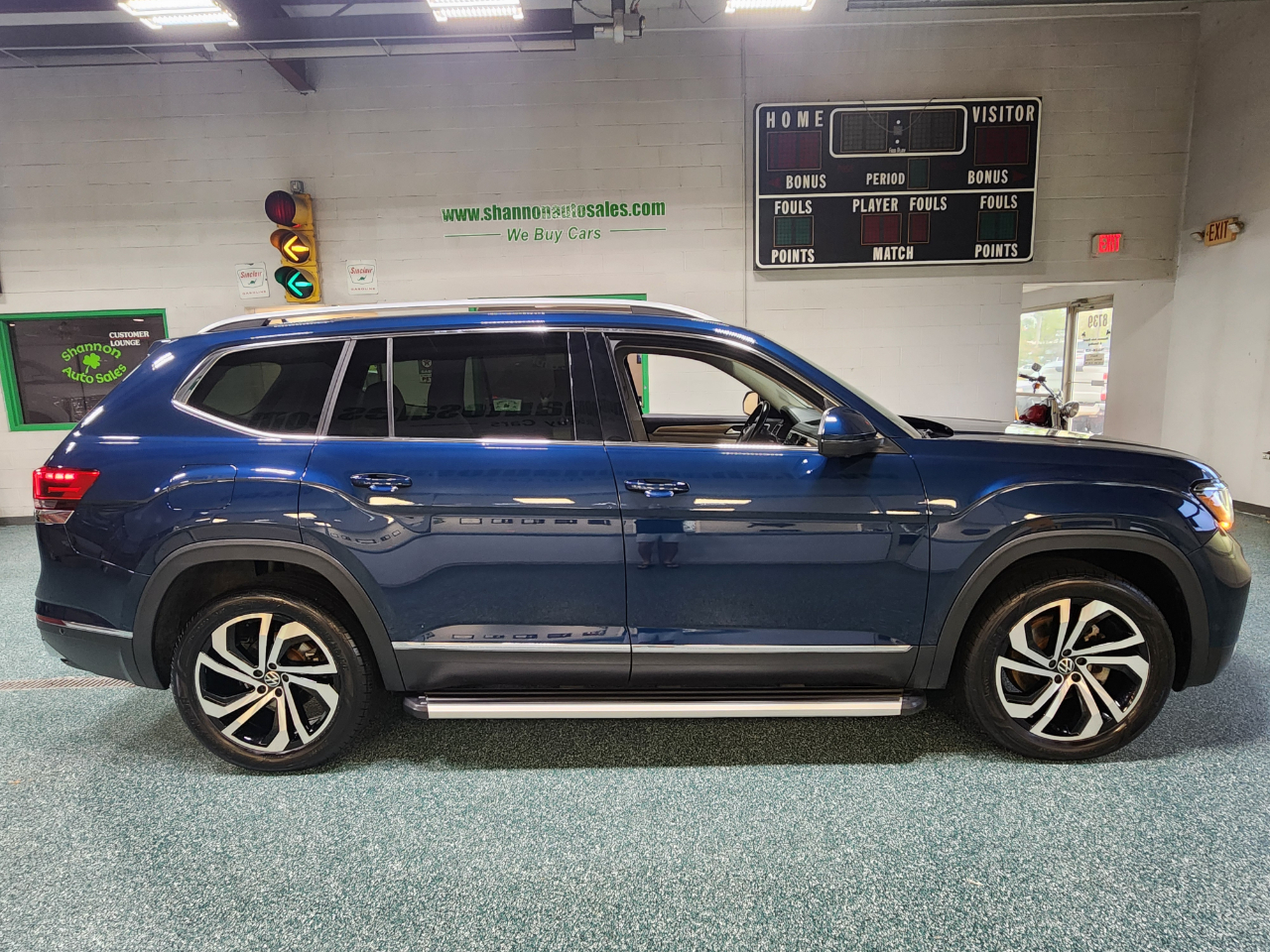 2021 Volkswagen Atlas SEL Premium photo 4