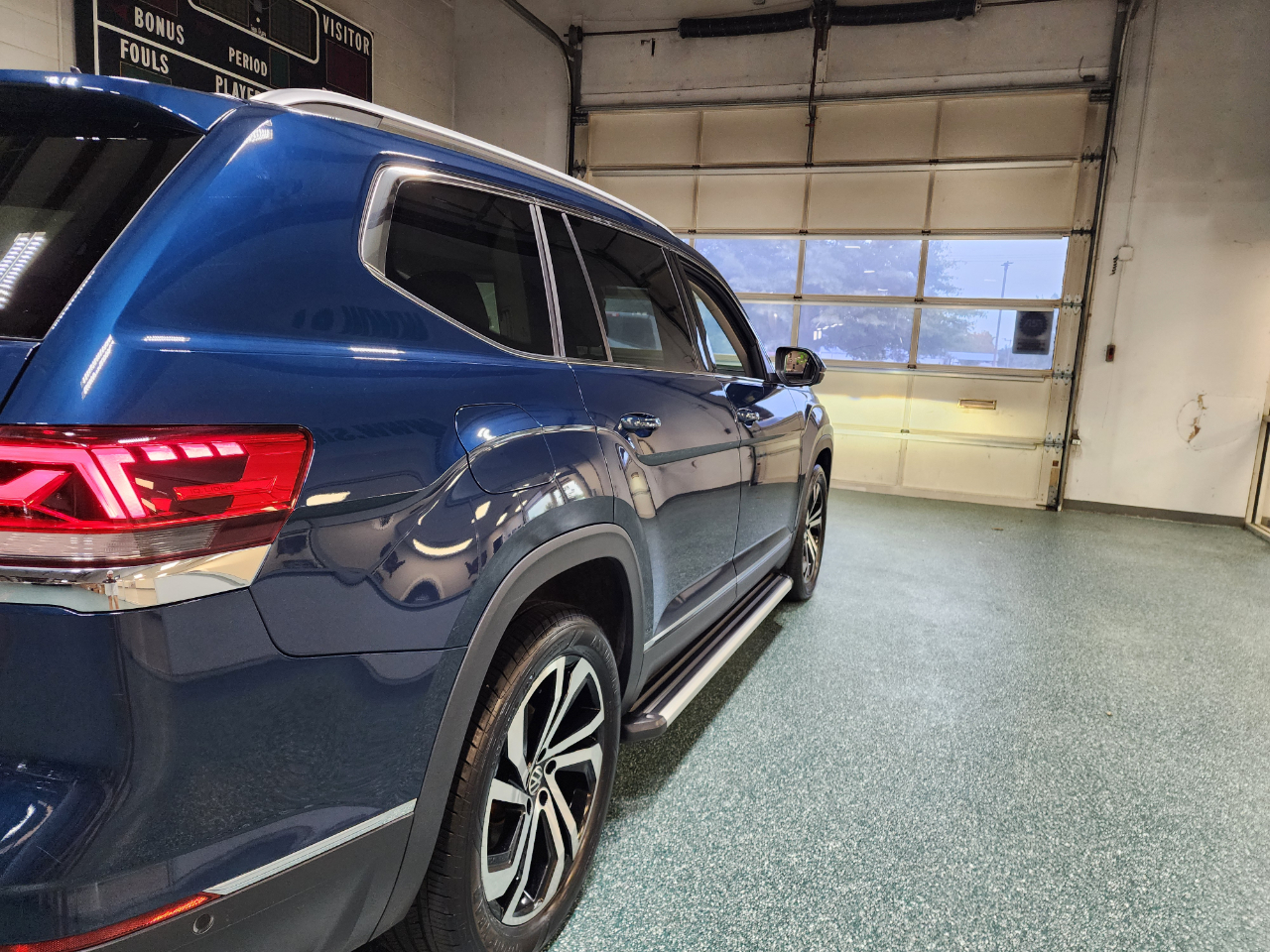 2021 Volkswagen Atlas SEL Premium photo 6