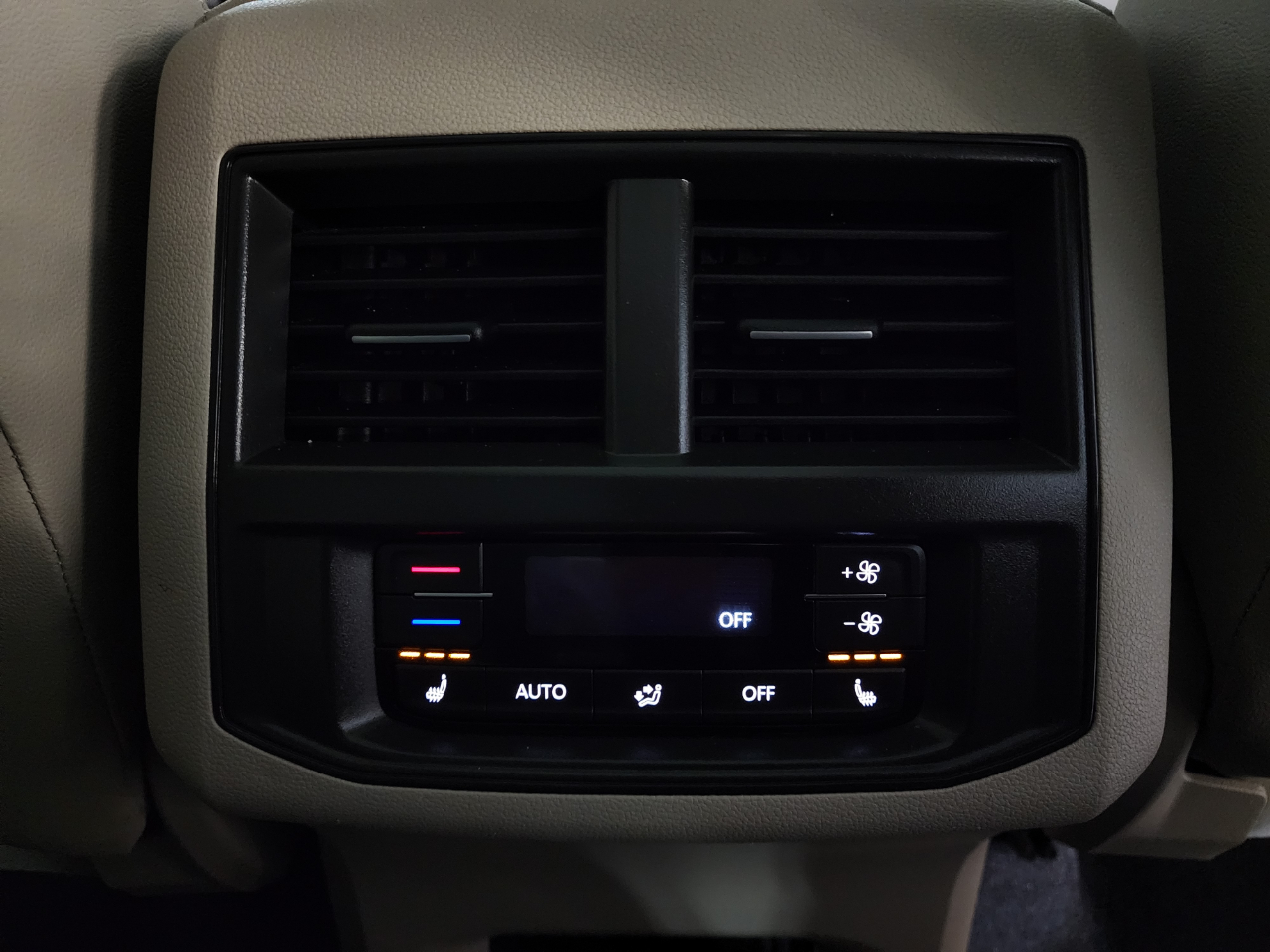 2021 Volkswagen Atlas SEL Premium photo 22