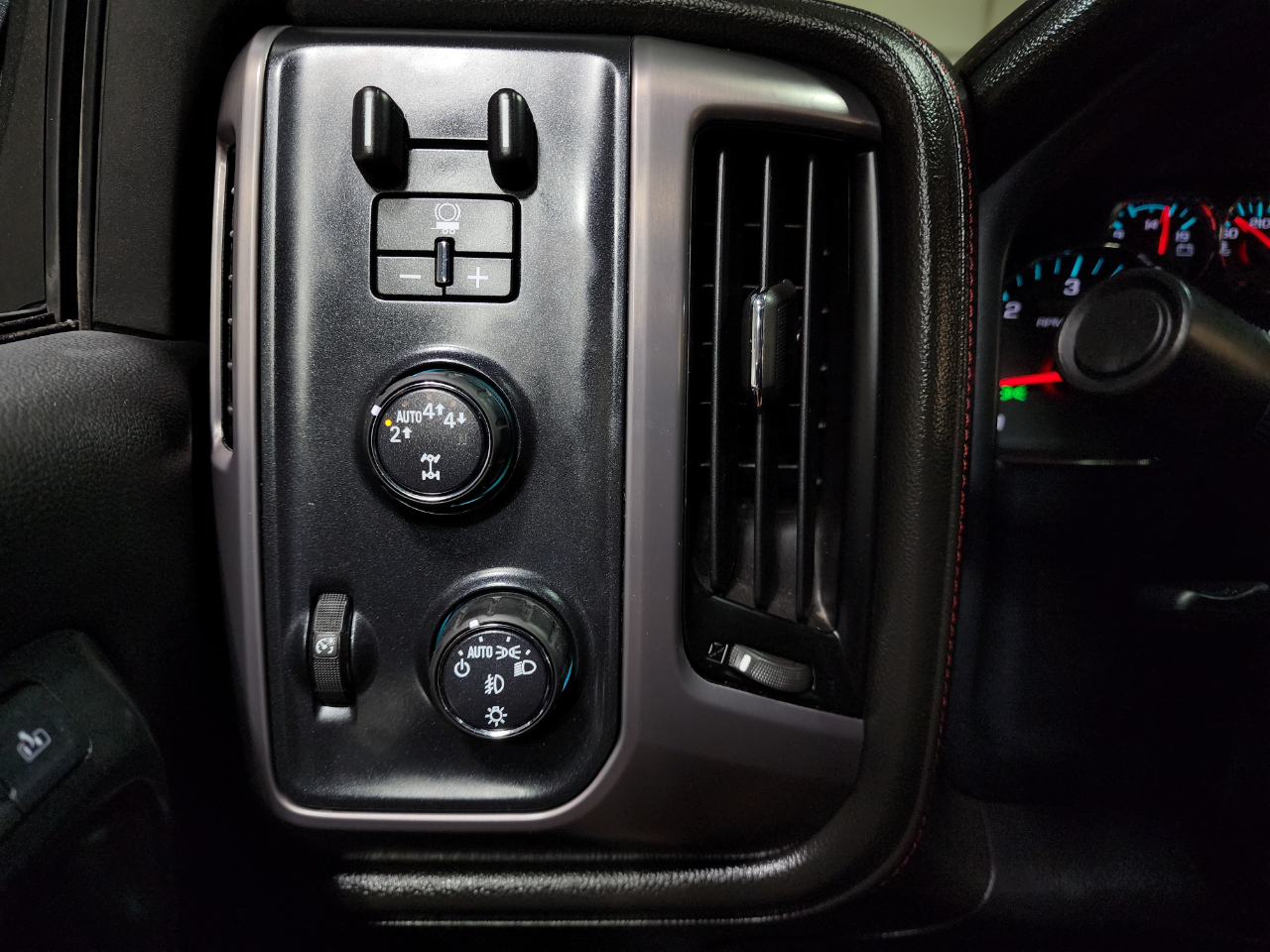 2018 Gmc Sierra 1500 SLT photo 35