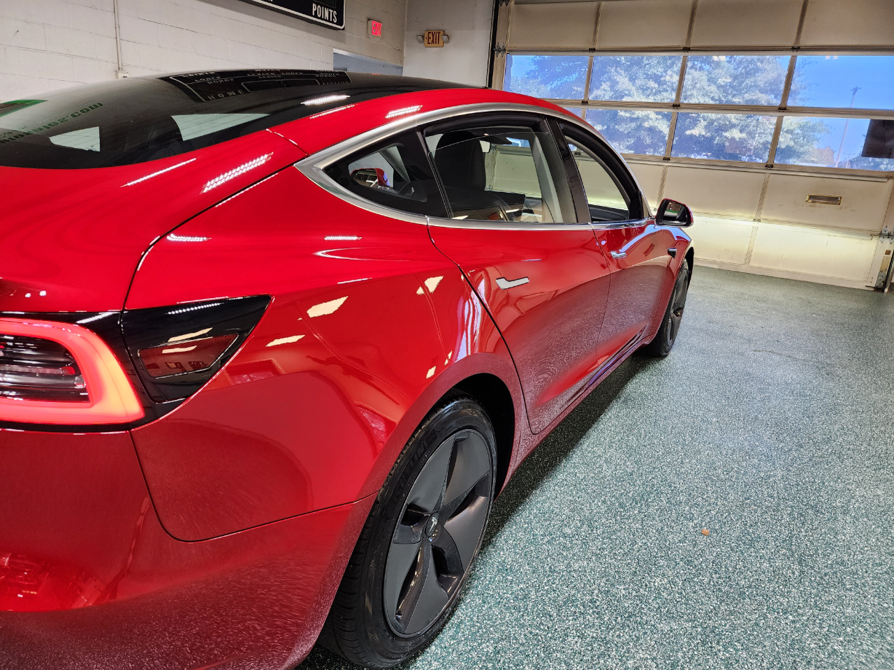 2018 Tesla Model 3 Long Range photo 6