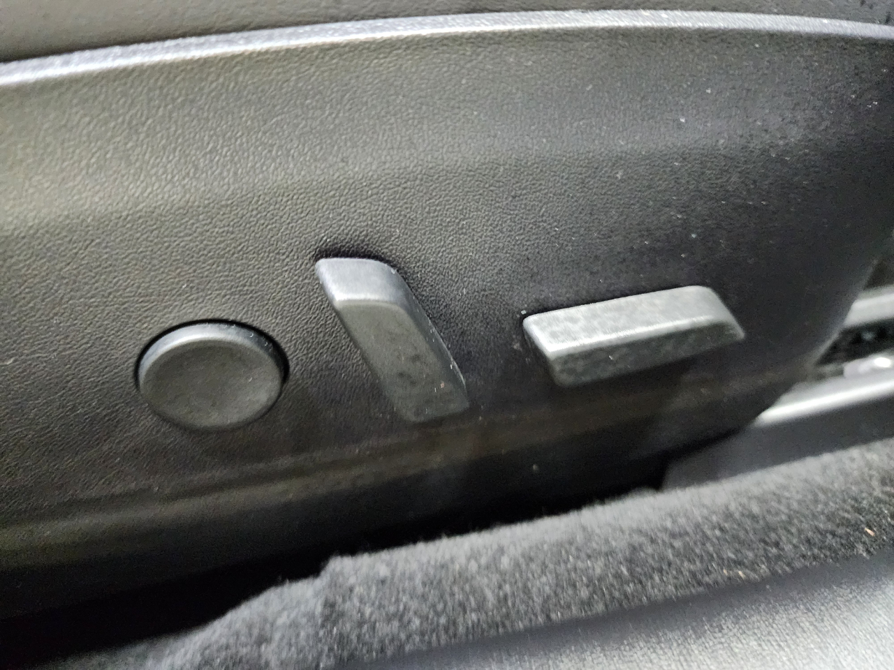 2018 Tesla Model 3 Long Range photo 19
