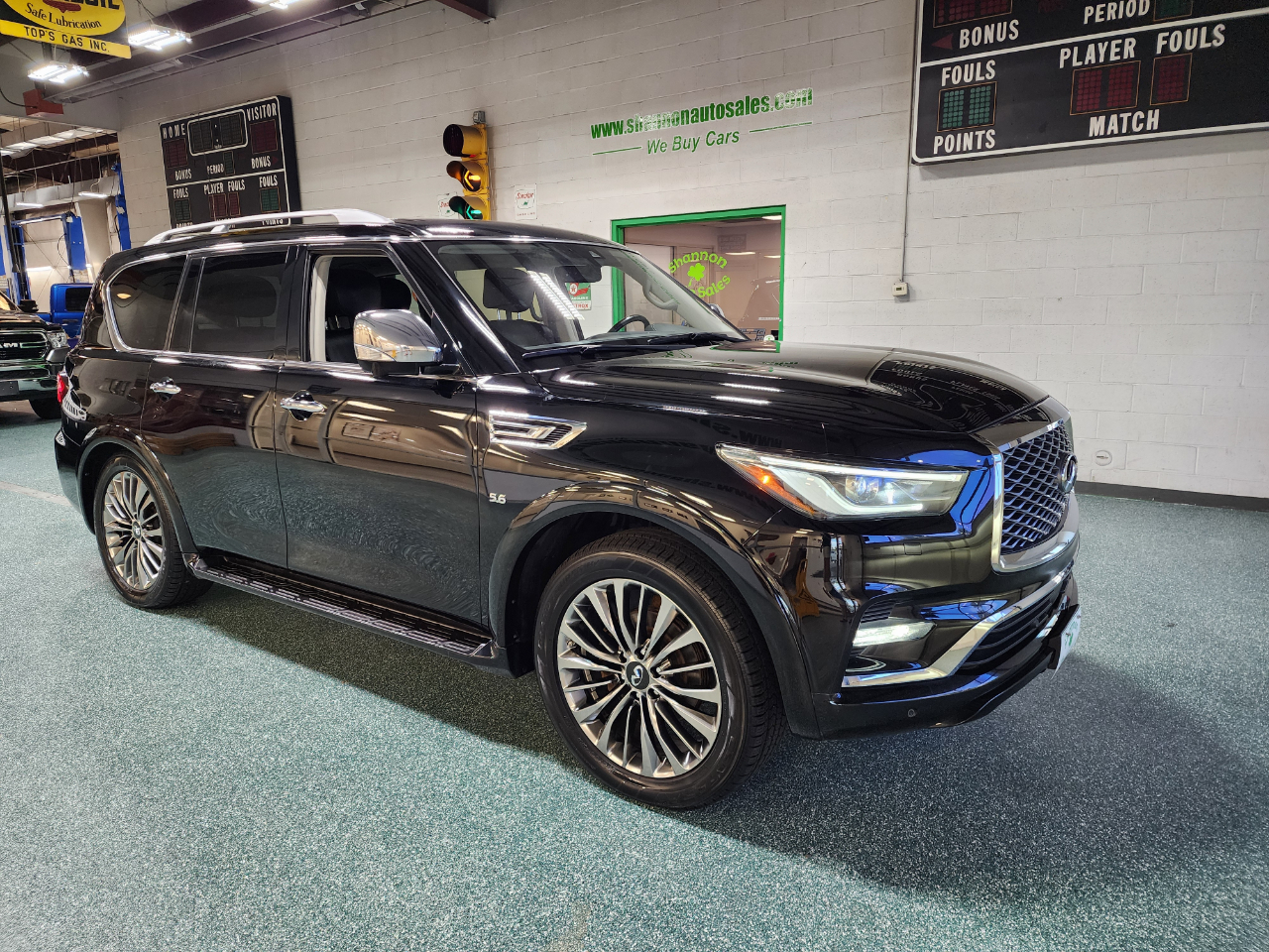 2019 Infiniti QX80 Limited photo 3