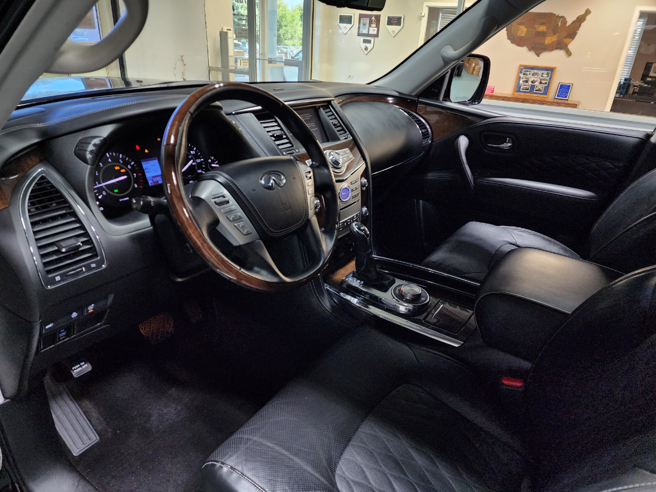 2019 Infiniti QX80 Limited photo 14