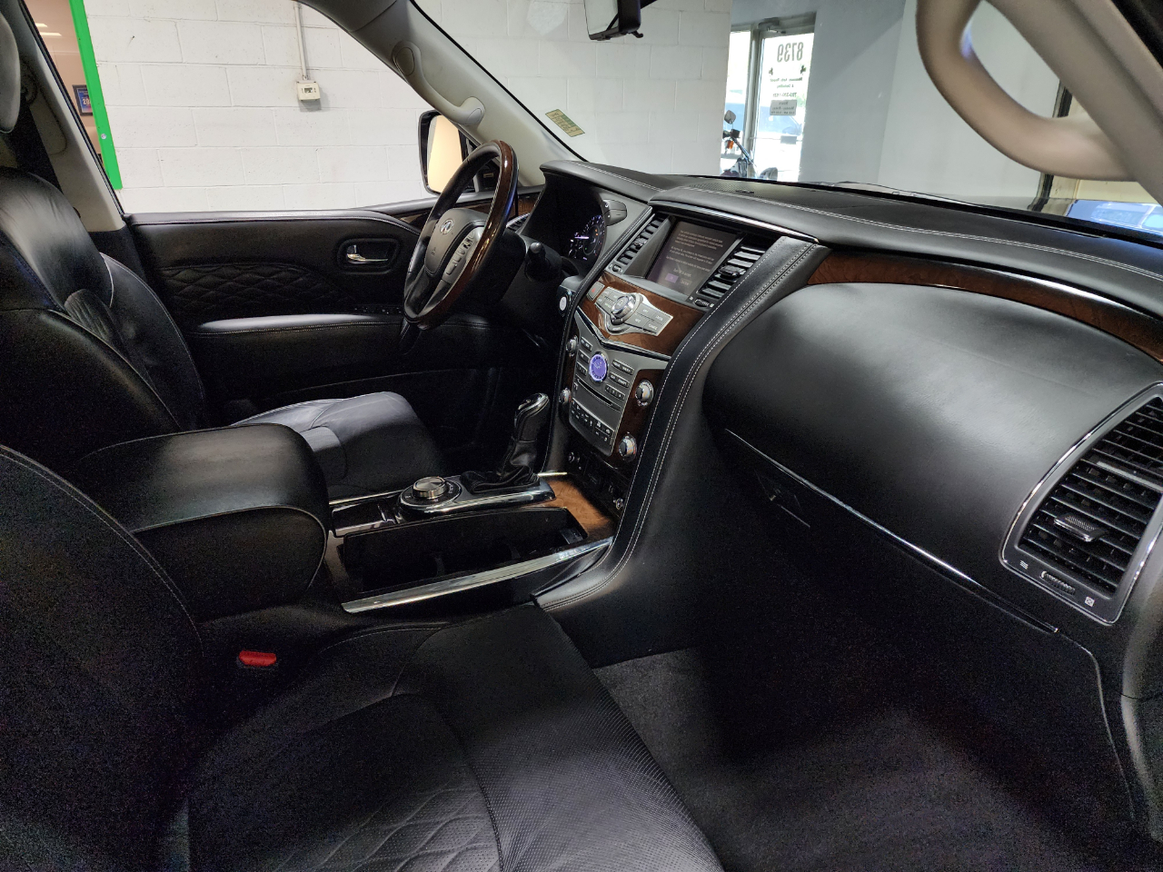 2019 Infiniti QX80 Limited photo 30
