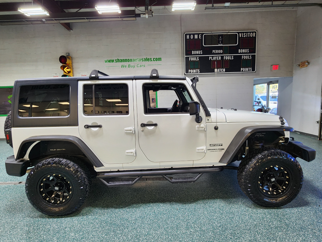 2018 Jeep Wrangler Unlimited Sport S photo 4