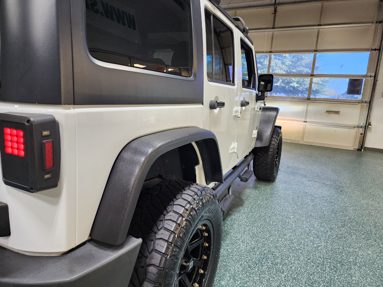 2018 Jeep Wrangler Unlimited Sport S photo 6