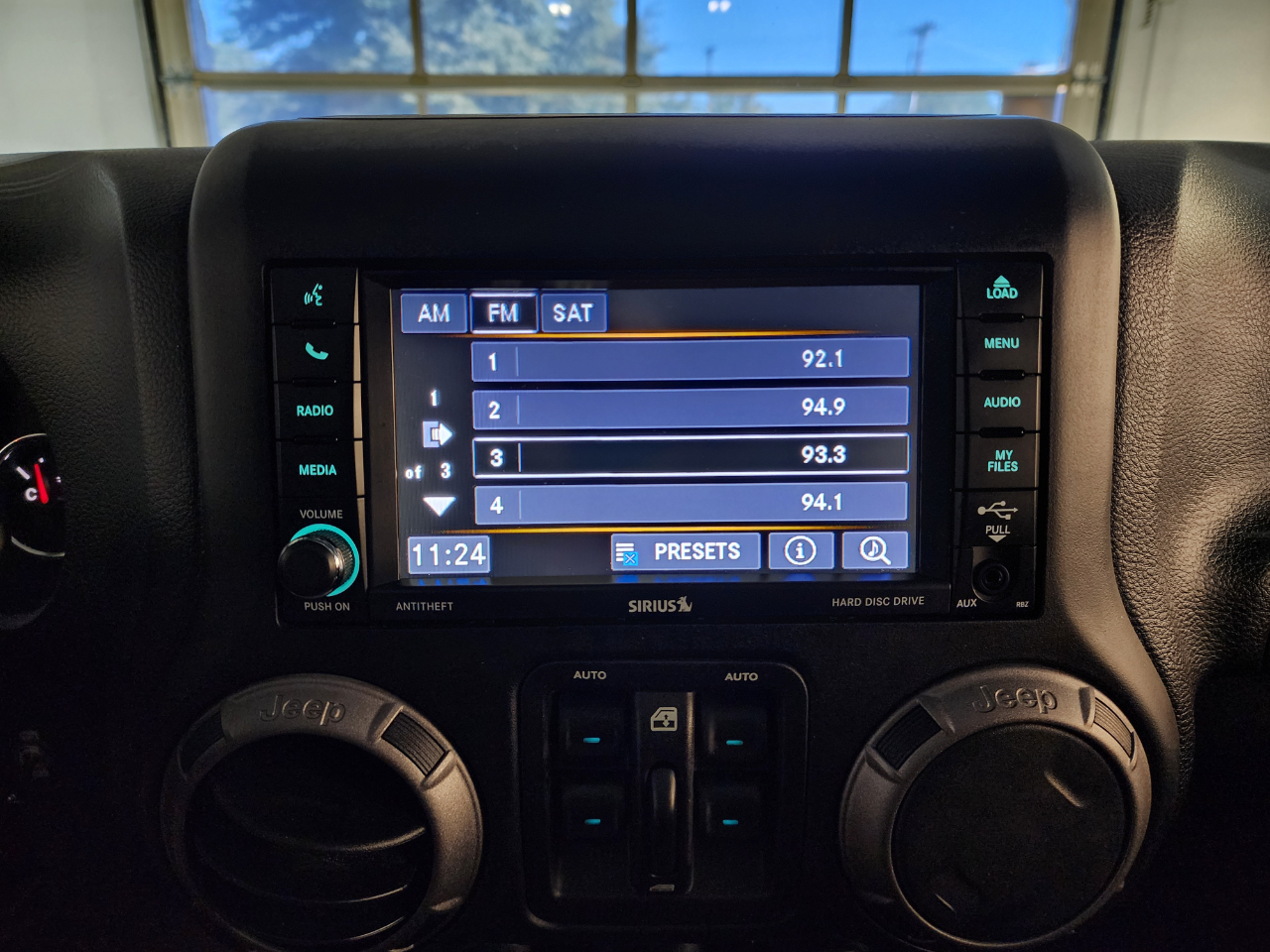 2018 Jeep Wrangler Unlimited Sport S photo 23