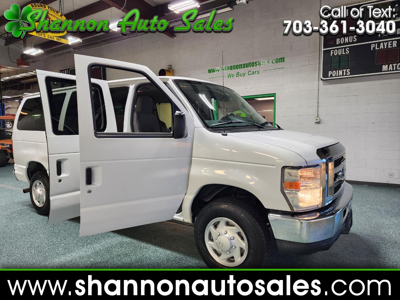 2014 Ford Econoline Wagon E-350 Super Duty XLT