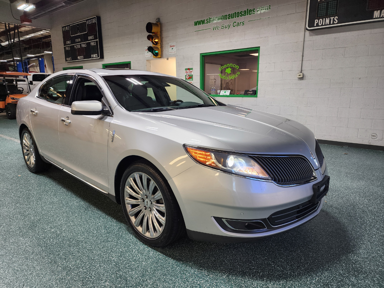 Lincoln MKS 4dr Sdn 3.7L AWD 2015 Lincoln MKS 4dr Sdn 3.7L AWD 2015