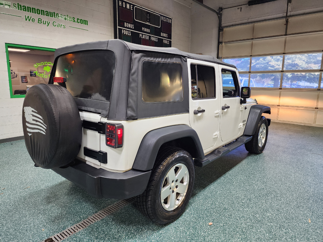 Jeep Wrangler Unlimited 4WD 4dr Sport 2016 Jeep Wrangler Unlimited 4WD 4dr Sport 2016