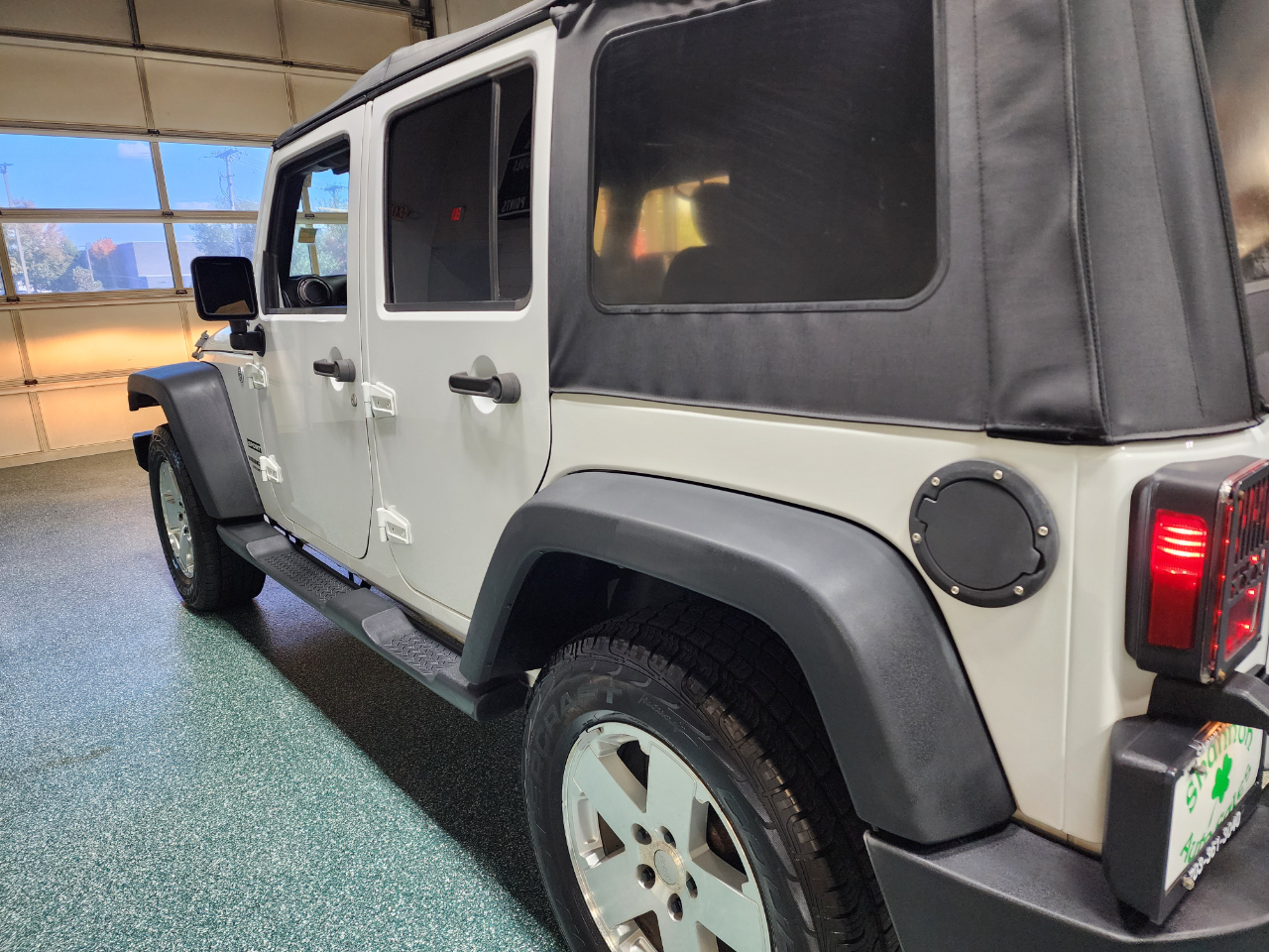 Jeep Wrangler Unlimited 4WD 4dr Sport 2016 Jeep Wrangler Unlimited 4WD 4dr Sport 2016