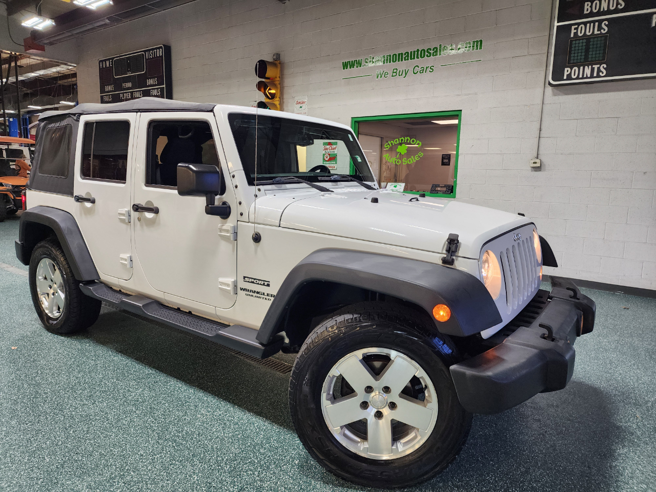 Jeep Wrangler Unlimited 4WD 4dr Sport 2016 Jeep Wrangler Unlimited 4WD 4dr Sport 2016